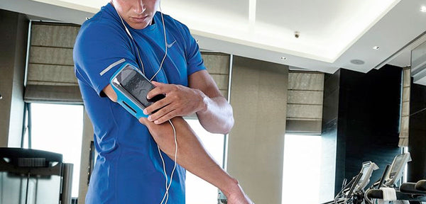 Seven Reasons To Buy A Mobile Phone Holder